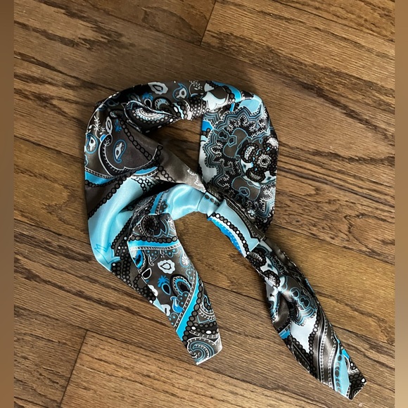 Neckwear/scarf turquoise brown blue white tan colors, various options to wear - Picture 3 of 6